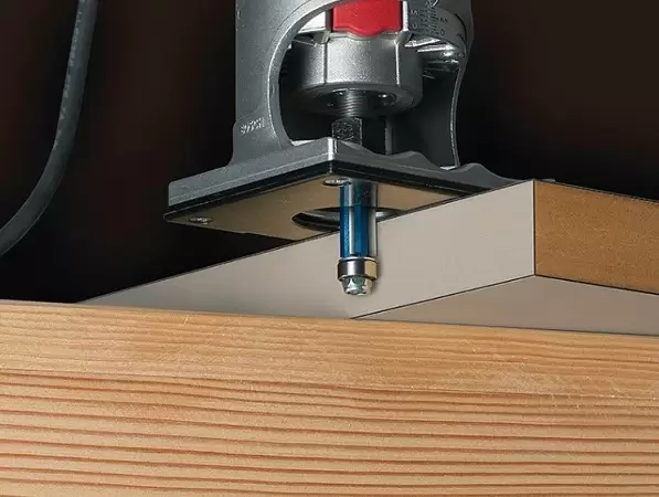 How to Use a Router to Trim Countertop Laminate Edges